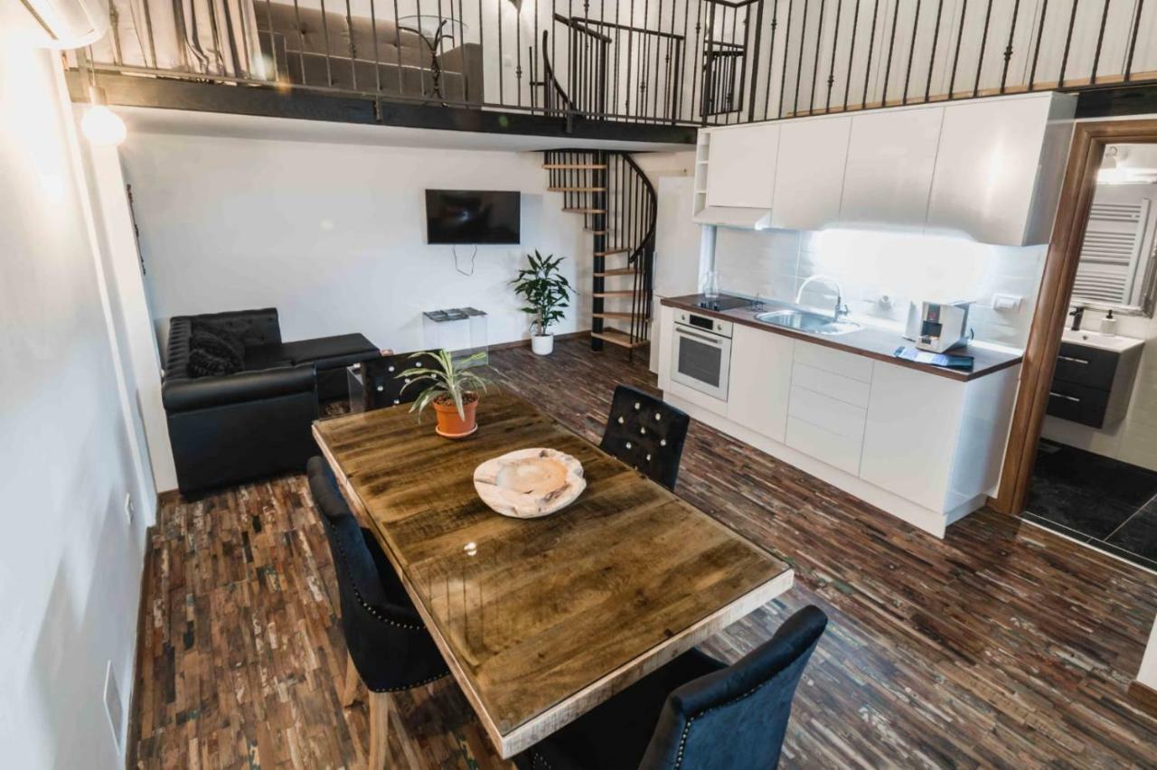 Bacrizza Gallery Apartment 시베니크 외부 사진